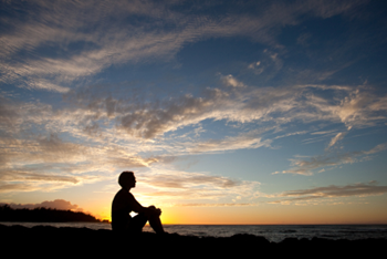 2014-05-03_thoughtful_woman_at_beach