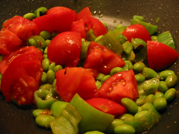 2014-05-03_tomatoes_veggies_for_pesto